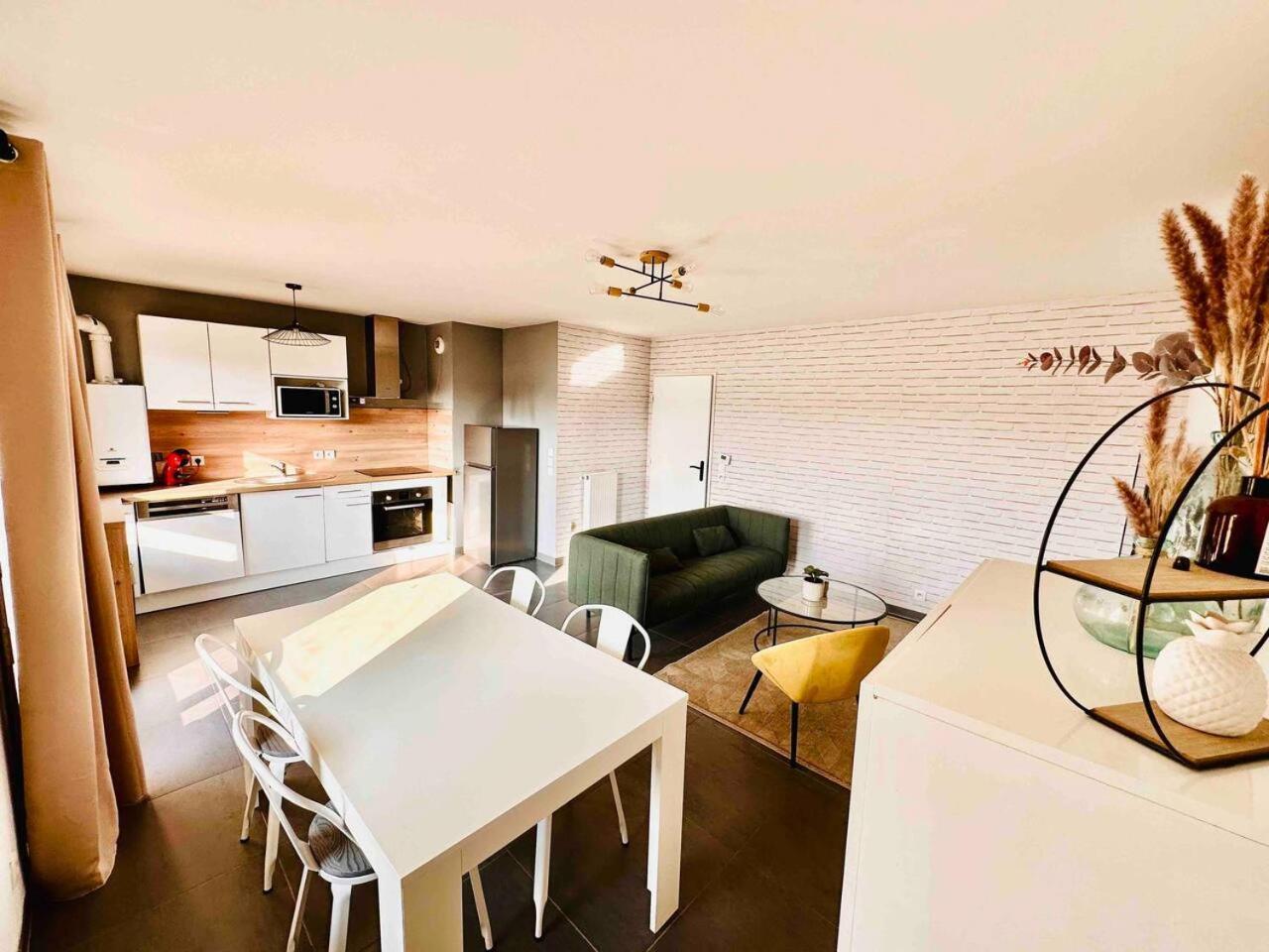 Btobed - Location Professionnelle - Appartement 4 Personnes Parking Gratuit - Proche Parc Des Expositions Et Aeroport Cdg Villepinte  Esterno foto